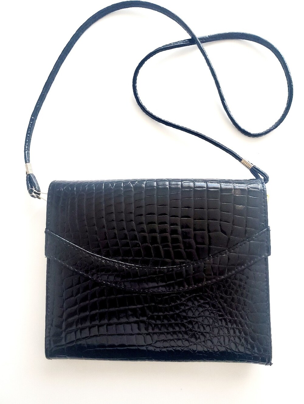 Classic Black Croc-Embossed Shoulder Bag- Vintage - 90s